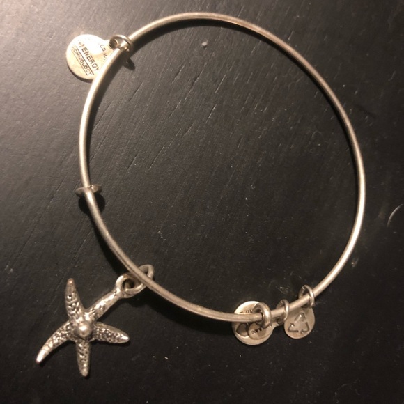 Star fish bracelet - Picture 1 of 2